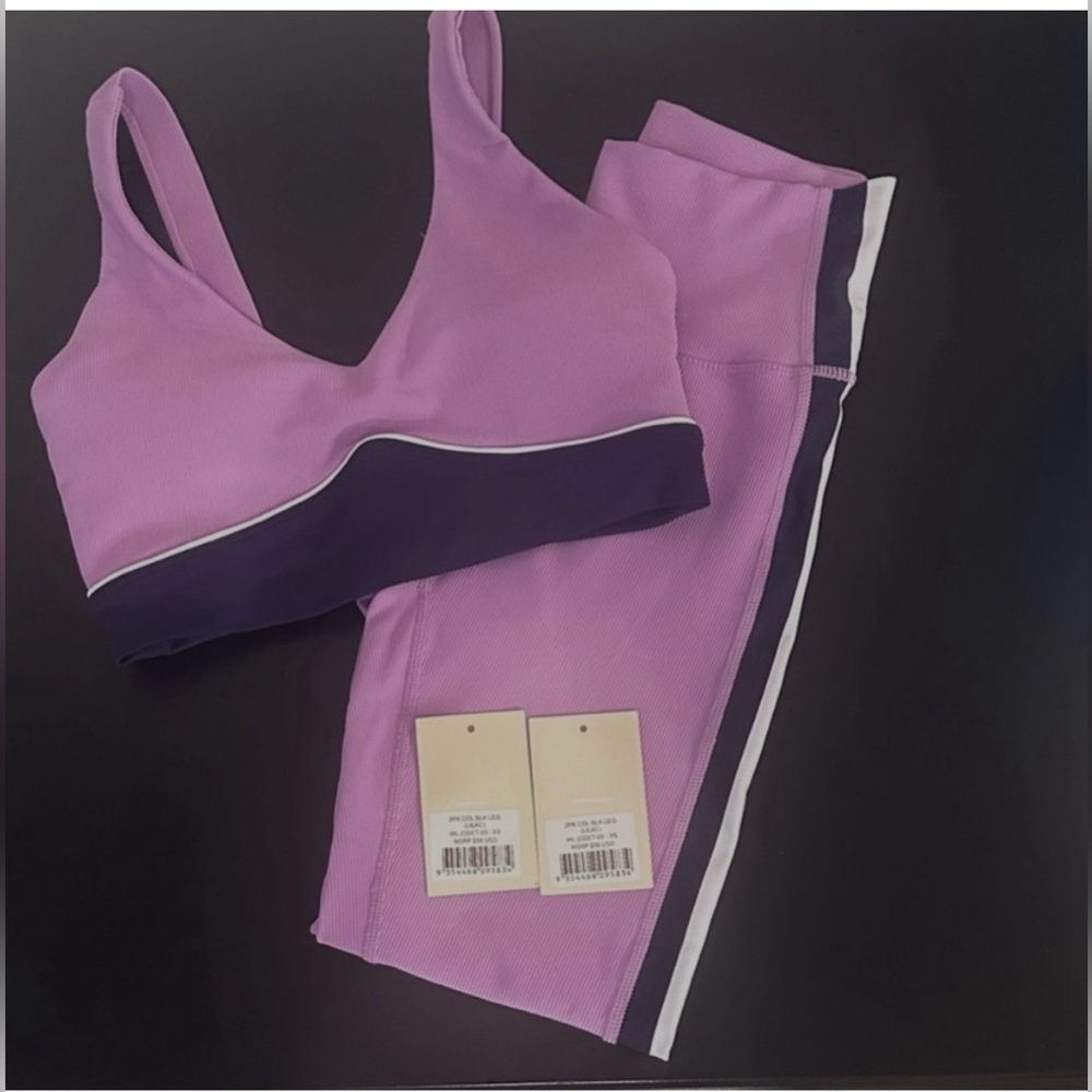 Wilo Sports Bra and Legging Set
